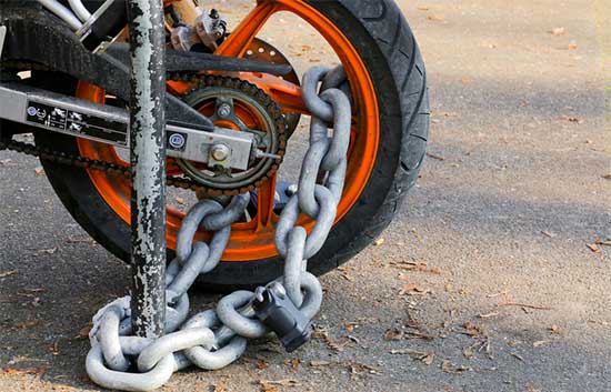 Why do riders wear chains?